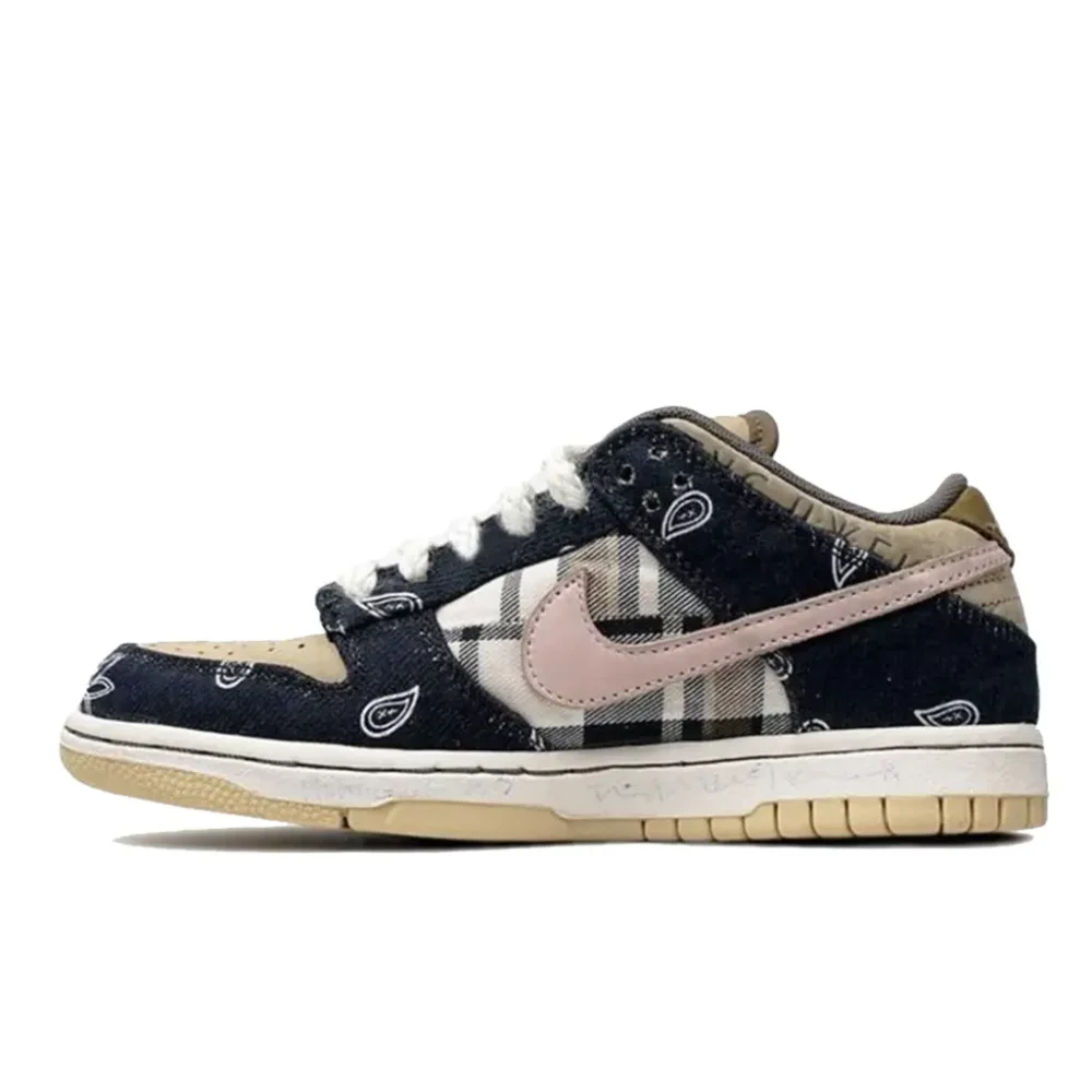 Nike SB Dunk Low Travis Scott