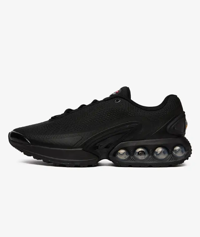 Nike Air Max DN Black sneaker with Dynamic Air cushioning