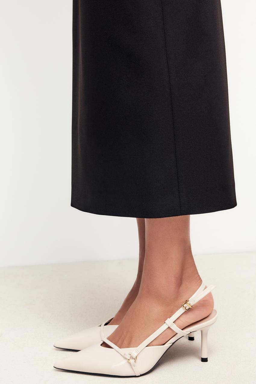 Buckled Strap Heeled Shoes | Elegant Women’s Block Heels for Casual & Formal Wear