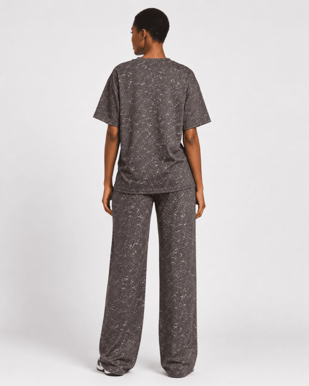 9ca8dc63-1fdf-4786-b35e-bebb08c0ba56 Women's Acid Wash Lounge Set