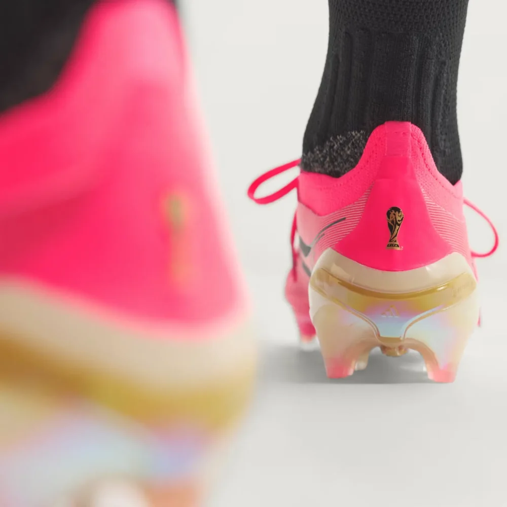 HP9973_HM8 adidas Predator 24 Low FG Lucid Pink Gold